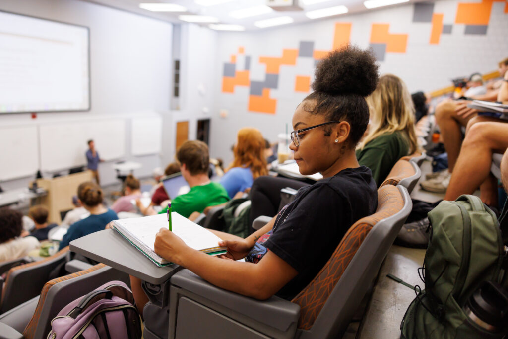 Students listen to a lecture during a fundamentals of Soil Science class inside the Walters Academic Building on September 23, 2024. Photo by Steven Bridges/University of Tennessee.